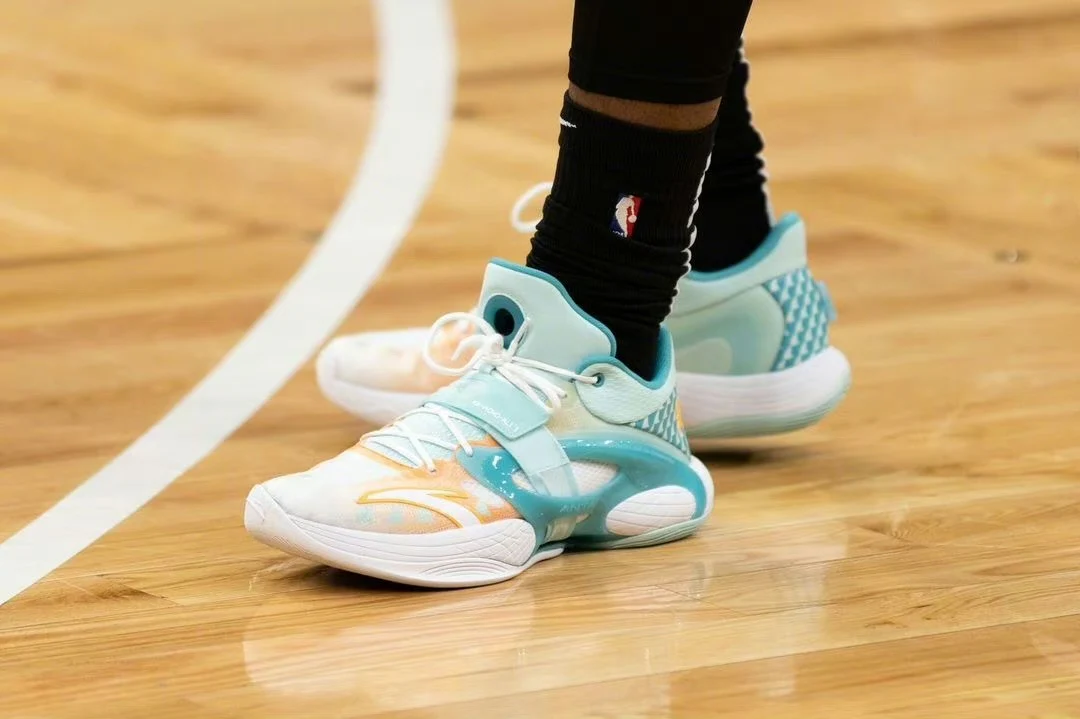 Anta KT Splash 5.0 - White/Green - Image 2