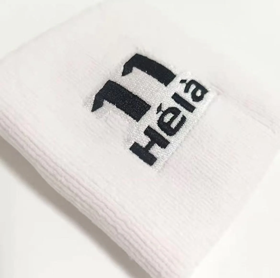 Chief Hela Sweat Armband/Sports Wristbands - Image 4
