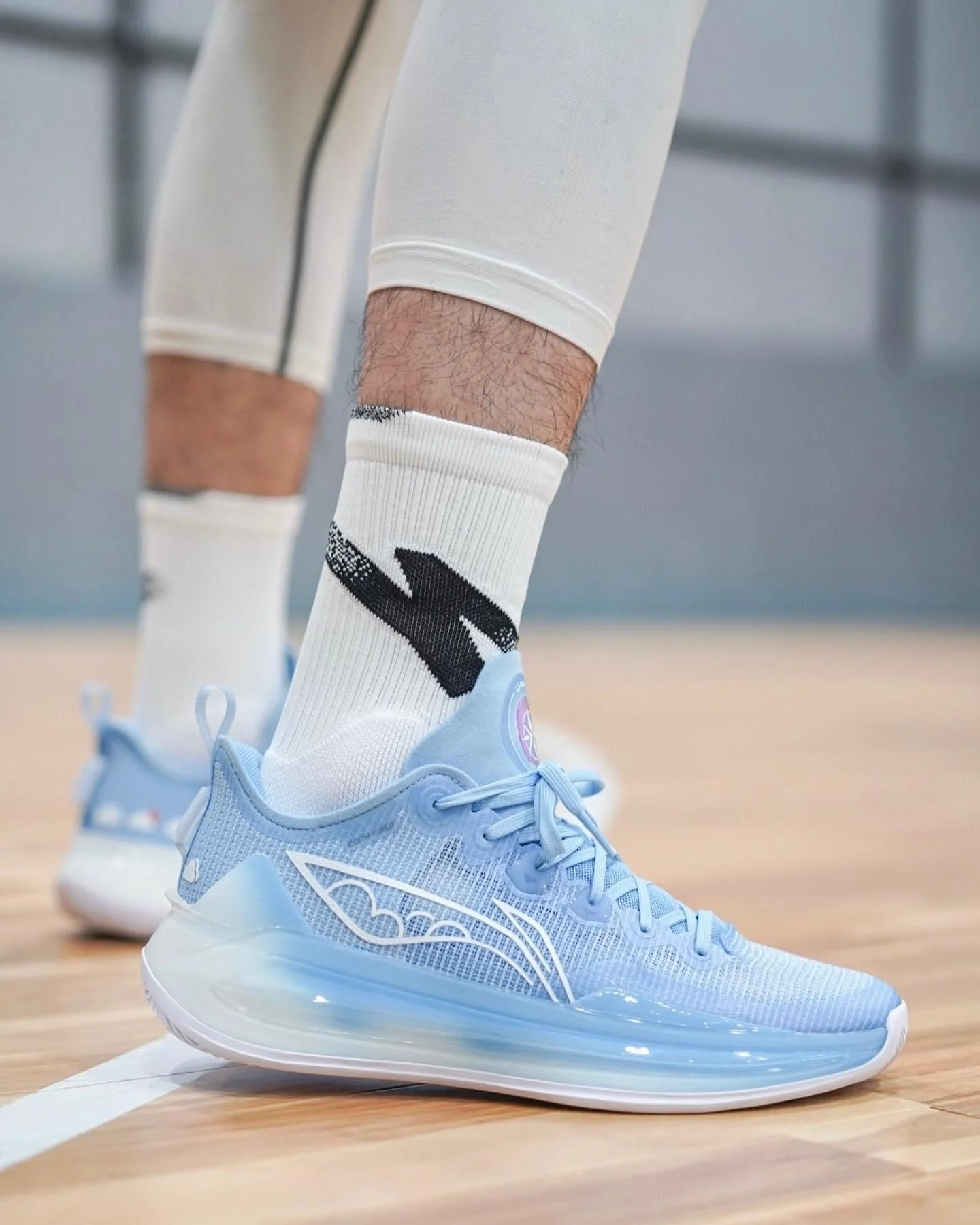 Li-Ning Liren 3 V2 - Blue Sky - Image 5